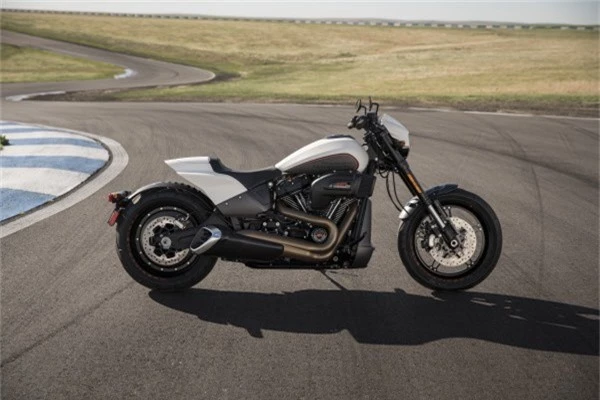 Harley-Davidson FXDR 114 2019 ra mat, nhanh nhat trong dong Softail hinh anh 4