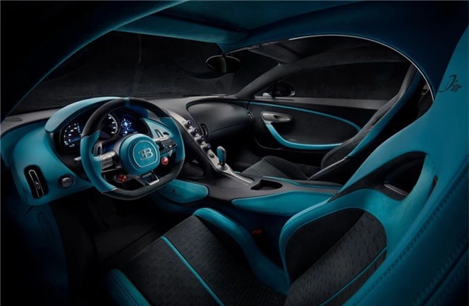 'Quai vat' Bugatti Divo 5,8 trieu USD vua ra mat da chay hang hinh anh 11