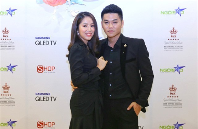 V&#x1EE3; ch&#x1ED3;ng L&#xEA; Ph&#x1B0;&#x1A1;ng, T&#xFA; Vi c&#xF9;ng d&#xE0;n sao d&#x1EF1; Tri&#x1EC3;n l&#xE3;m c&#x1B0;&#x1EDB;i Ng&#xF4;i Sao