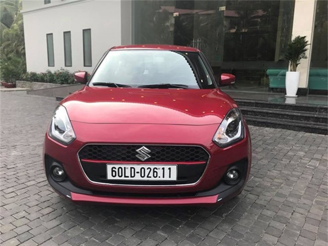 Suzuki Swift 2018 bất ngờ cập bến Việt Nam