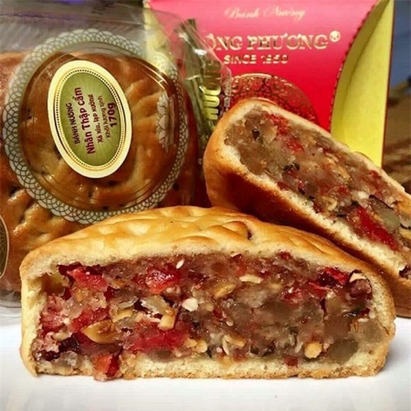 Bánh Trung thu tỉnh lẻ hút khách sành ăn Thủ đô