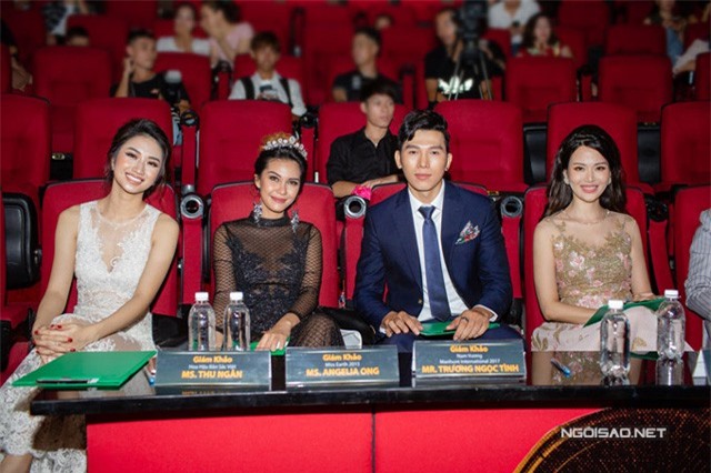 Hoa hậu Thu Ngân "thi thố" nhan sắc với Hoa hậu trái đất 2015