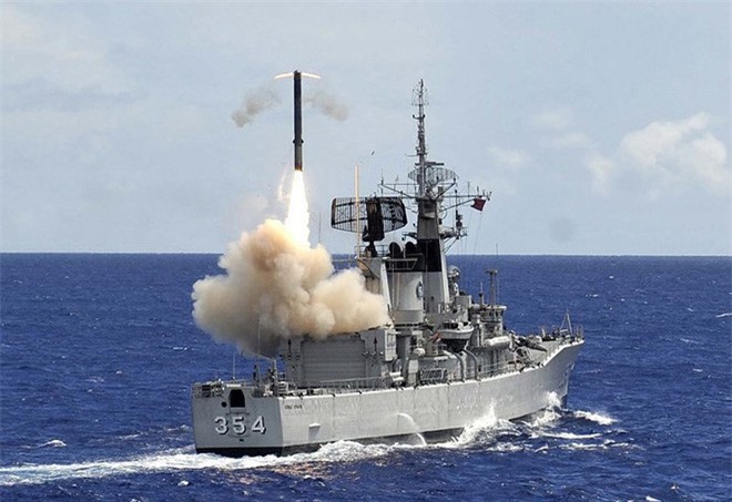 Ảnh: Sức mạnh đáng sợ của “sát thủ” chống hạm P-800 Oniks