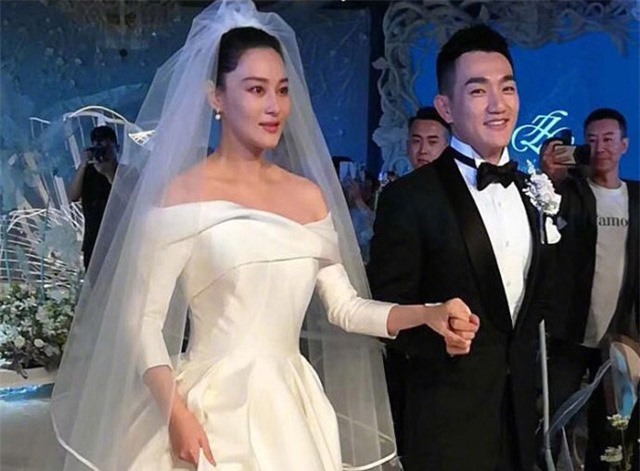 Toàn cảnh lễ cưới của Trương Hinh Dư và chồng soái ca quân nhân