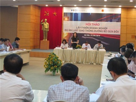 Luật Giao thông đường bộ 2008 đã thành ‘manh áo chật’