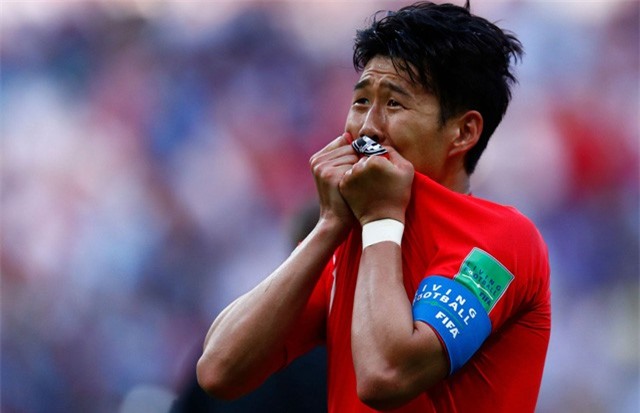 Báo Anh lo Olympic Việt Nam sẽ "tiễn" Son Heung Min đi nghĩa vụ quân sự