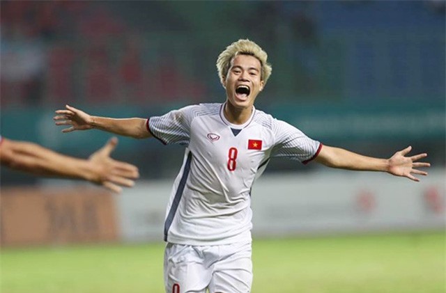 Bầu Đức kể công sau khi Văn Toàn đưa Olympic Việt Nam vào bán kết ASIAD 2018