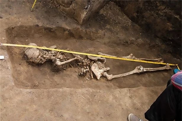 “Phù thủy” trẻ bị chôn từ khoảng 1.600 năm trước.