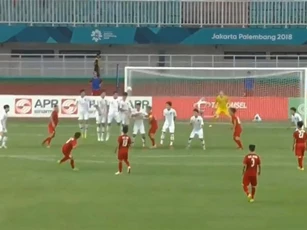 Clip: Minh Vương hạ thủ môn xuất sắc bậc nhất World Cup