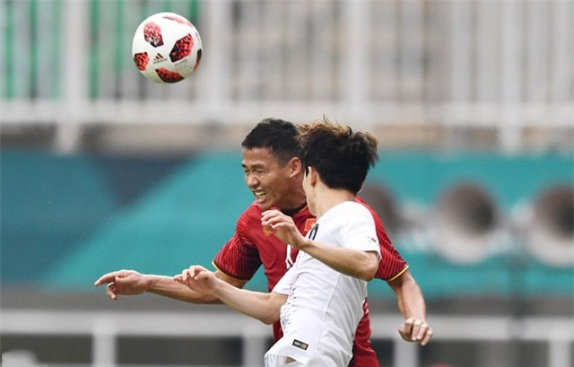 Bất ngờ với hành động của CĐV Hàn Quốc dành cho Olympic Việt Nam