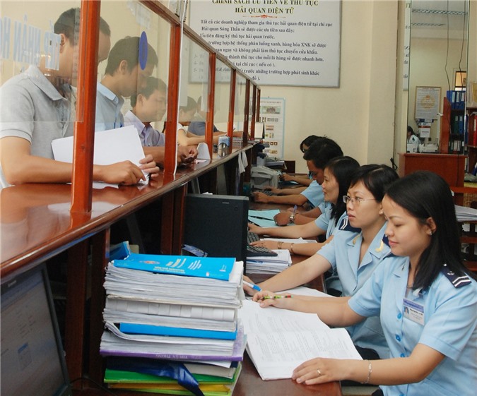 Cán cân thương mại thâm hụt ở mức 100 triệu USD trong tháng 8 năm 2018