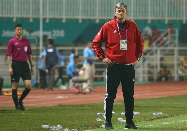 HLV Olympic UAE quyết không "nhường" HCĐ cho Olympic Việt Nam