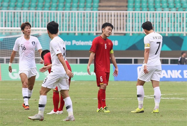 BLV Quang Huy chỉ ra lý do thầy Park cho Xuân Trường đá chính 