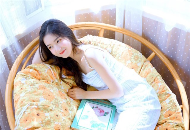 Mê mẩn trước nhan sắc của hot girl Trung Quốc có 3,3 triệu lượt theo dõi trên Tik Tok