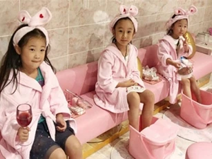Dịch vụ spa quý tộc cho các bé gái ở Trung Quốc