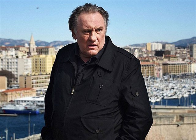 Huyền thoại điện ảnh Pháp bị cáo buộc cưỡng hiếp nữ diễn viên trẻ