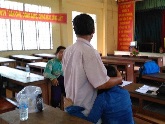 Giải cứu thiếu nữ 16 tuổi nghi bị lừa bán, gạ bán trinh 200 triệu