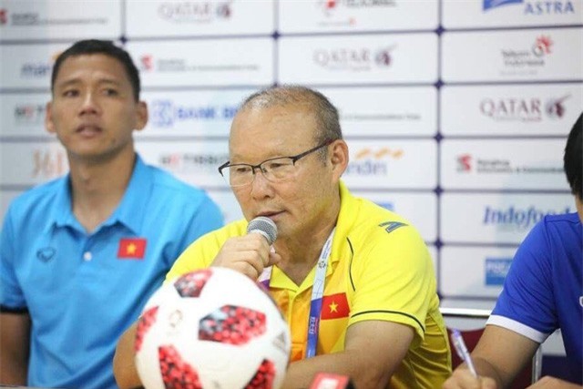 HLV Park Hang Seo nói gì sau thất bại trước Olympic UAE?