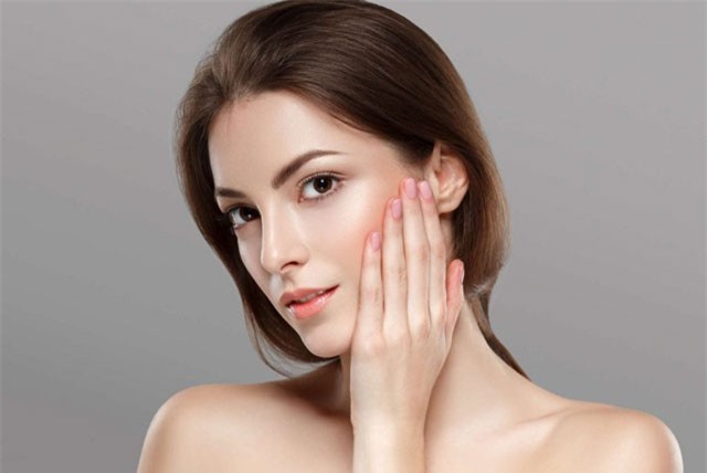 Áp dụng 5 mẹo làm đẹp cực đơn giản này bạn sẽ có ngay làn da sáng hồng và căng tràn sức sống
