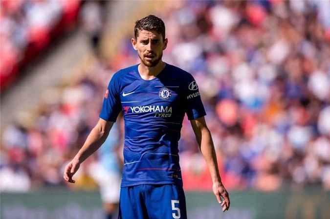 9. Jorginho (Napoli đến Chelsea, 57 triệu euro).