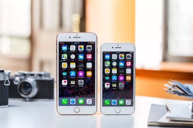 Apple nhận sửa miễn phí iPhone 8 bị lỗi bo mạch