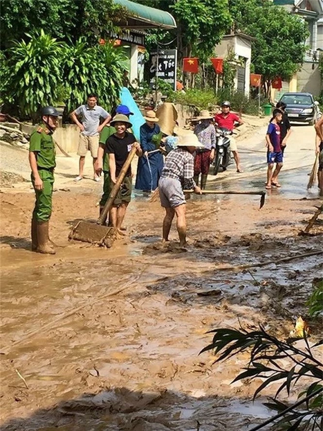 Ba người mất tích do sạt lở, lũ cuốn ở Thanh Hóa - ảnh 2