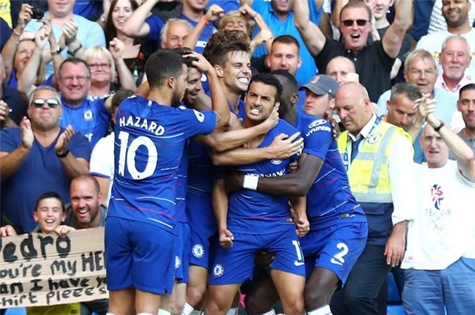 Chelsea toàn thắng 4 trận đầu mùa.