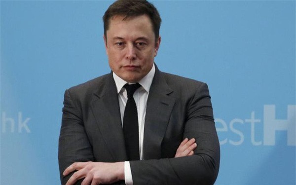 Câu hỏi dành cho Elon Musk: Sống để làm việc hay làm việc để sống?