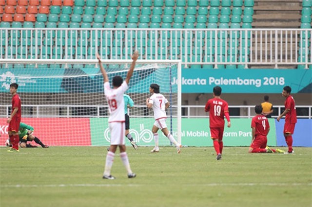 Clip: ‘Đấu súng’ thất bại, Olympic Việt Nam ngậm ngùi nhìn UAE giành HCĐ