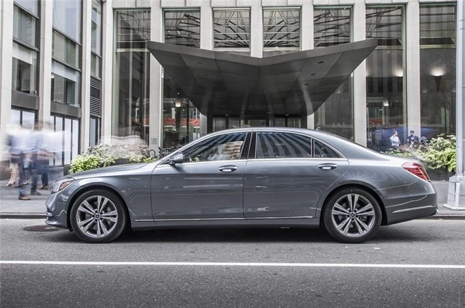 10. Mercedes-Benz S-Class 2018.