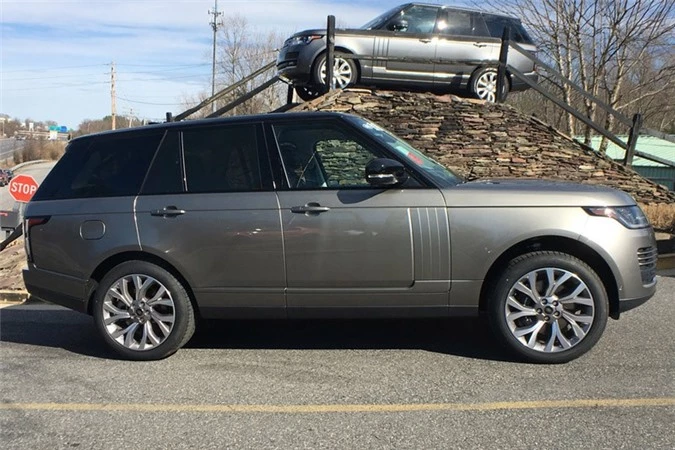 10. Land Rover Range Rover 2018.