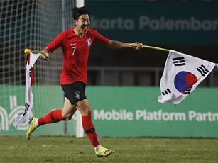 Báo Anh thở phào sau khi Son Heung Min được miễn nghĩa vụ quân sự