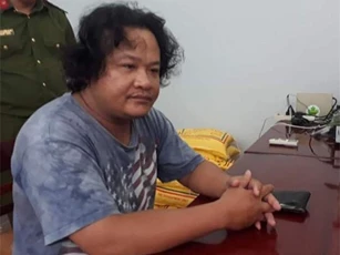 Bắt 2 đối tượng đưa trái phép thông tin mạng máy tính, viễn thông