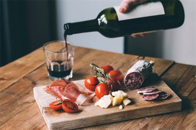 9 bí quyết gọi rượu vang ở nhà hàng dành cho người không sành điệu