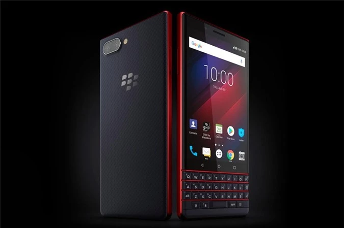 Xét về ngoại hình, BlackBerry KEY2 LE không có nhiều khác biệt so với BlackBerry KEY2. Máy vẫn sử dụng khung viền bằng nhôm, mặt lưng làm từ nhựa với họa tiết vân sần. 