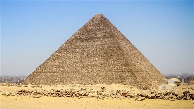 Co bao nhieu phong bi mat trong dai kim tu thap Giza?