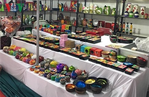 8 tháng, giá trị xuất nhập khẩu hàng hoá đạt trên 308 tỷ USD