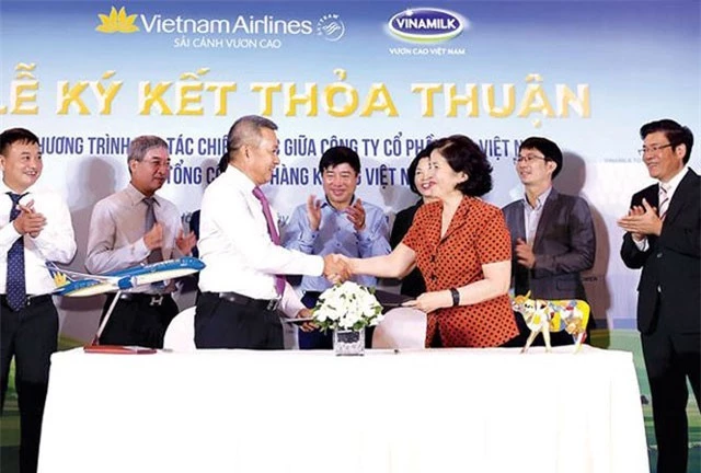 Vinamilk và Vietnam Airlines hợp tác đưa sản phẩm tốt nhất mang thương hiệu Việt ra thế giới.