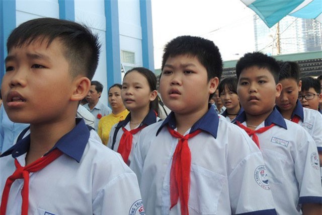 TP.HCM yêu cầu khắc phục tình trạng học quá tải, nặng lý thuyết