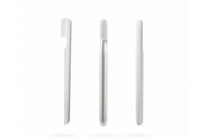 Ukraine sáng chế bàn chải đánh răng tự hủy