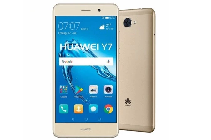 6. Huawei Y7 (không bán chính hãng ở Việt Nam).