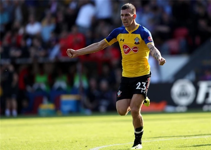 Tiền vệ: Pierre-Emile Hojbjerg (Southampton).