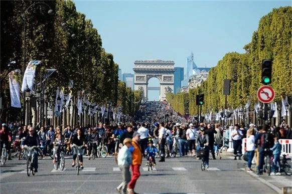 Paris nỗ lực thực hiện các biện pháp chống ô nhiễm - Ảnh 1.
