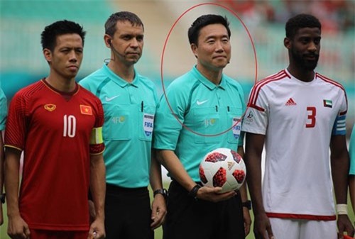 Trọng tài Hàn Quốc bắt trận đấu Olympic Việt Nam vs Olympic UAE có nguy cơ mất nghiệp