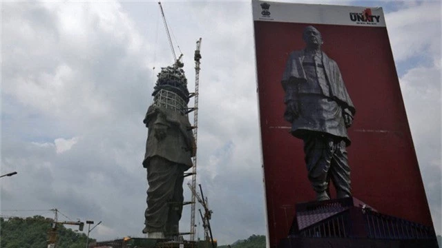 
Tượng đài anh hùng dân tộc Ấn Độ Sardar Vallabhbhai Patel được đặt tên Đoàn kết. (Ảnh: Reuters)
