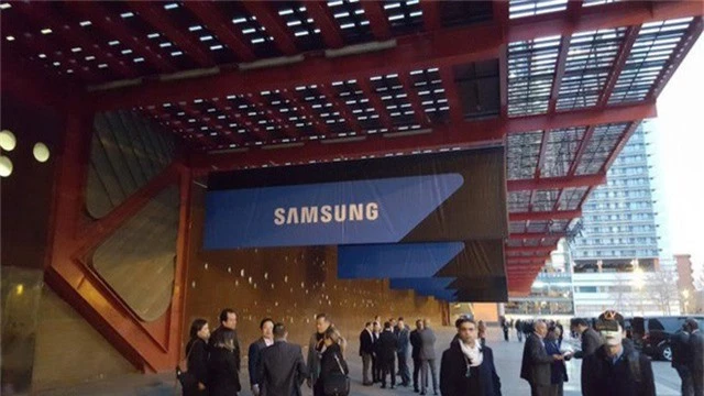 Samsung có thể hợp tác với bộ phận AI của Google để cải thiện Bixby - Ảnh 1.