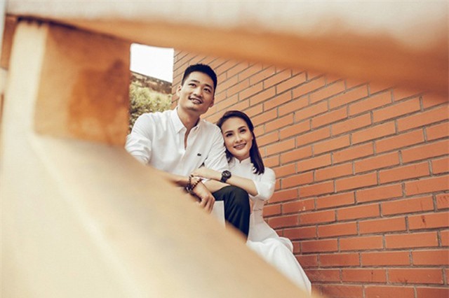 Vợ chồng Bảo Thanh tung bộ ảnh thanh xuân khiến dân mạng suýt xoa