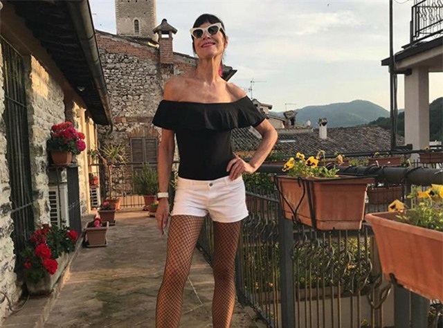 Cụ bà 70 tuổi tiết lộ bí quyết giữ vóc dáng chuẩn như người mẫu