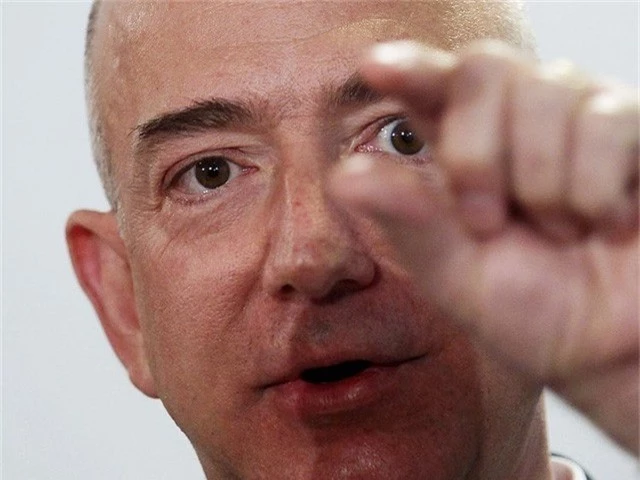 Giàu nhất thế giới, Jeff Bezos vẫn rửa bát sau mỗi bữa tối - Ảnh 7.