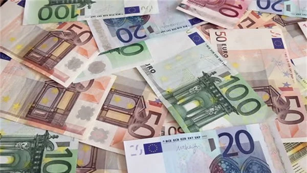 Tỷ giá ngoại tệ ngày 5/9: USD tăng vọt, Euro lao dốc